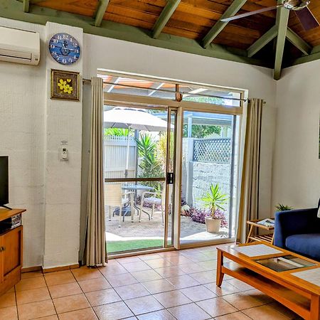 Beachside Cottage - A Private Peaceful Hidden Gem 50M To Beach Nelly Bay Εξωτερικό φωτογραφία